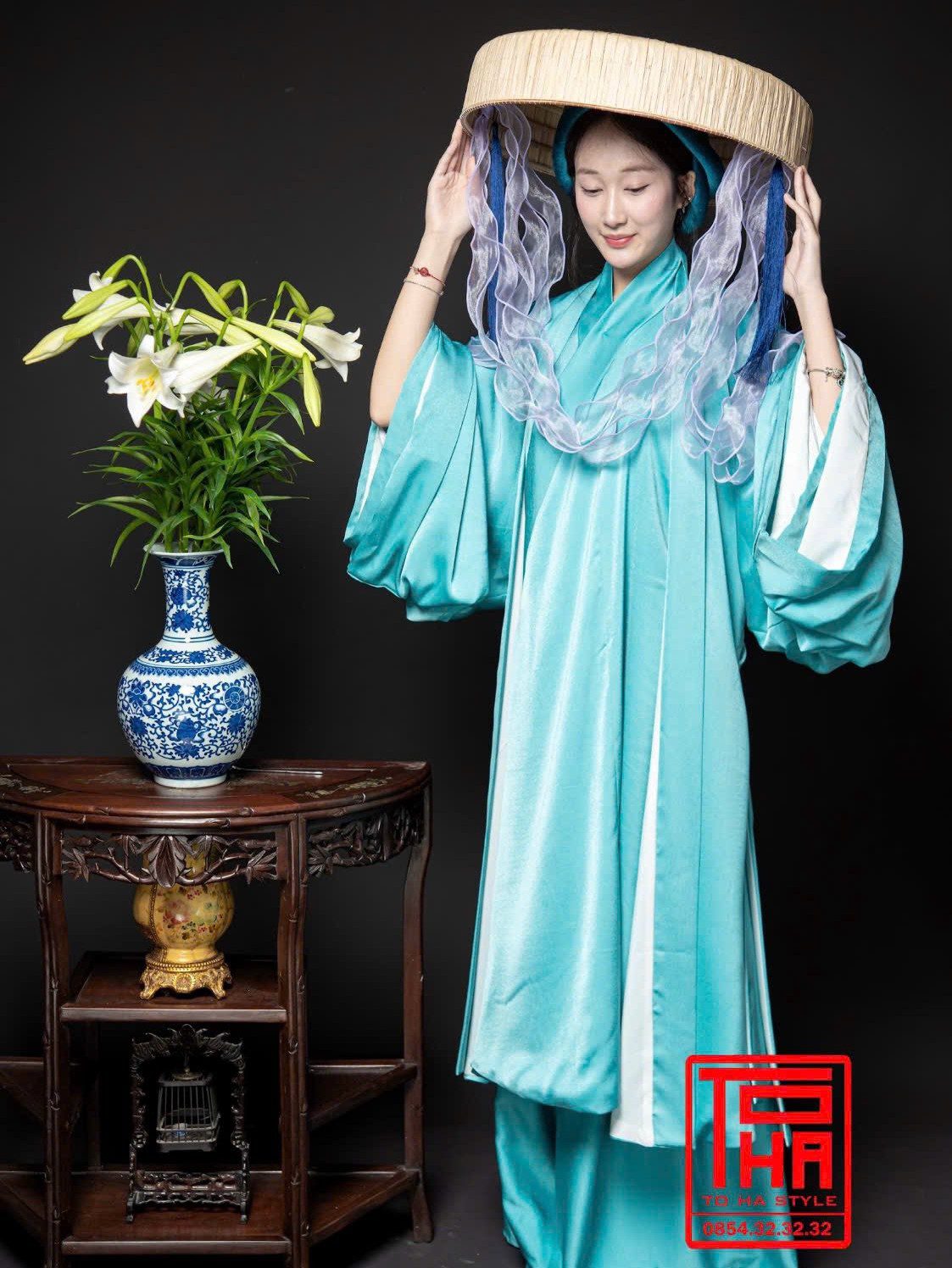 Không gian bên trong cửa hàng Tô Hà Style