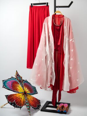 Bộ áo Đối Khâm trắng thêu hoa – áo Giao Lĩnh đỏ – yếm đụp đỏ