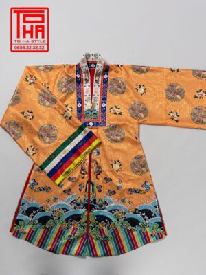 Bộ áo Nhật Bình nữ – vàng đậm, chất liệu gấm thêu hoa văn phượng ổ