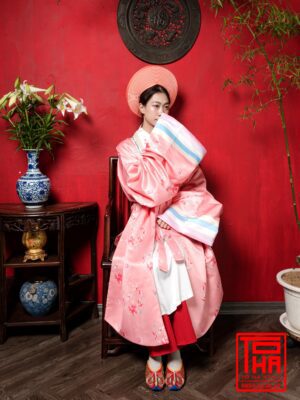 Cho thue bo ao Nhat Binh nu hong dao vai tafta in hoa tiet hoa dao 4