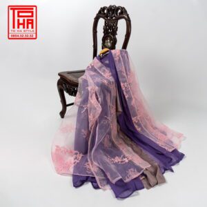 Thiết kế, may đo và cho thuê cổ phục Việt Nam & Việt phục tại Tô Hà Style 12 Áo Đối Khâm màu hồng nhạt thêu cành đào (khoác ngoài), phối cùng áo Giao Lĩnh màu tím và yếm đụp màu ghi