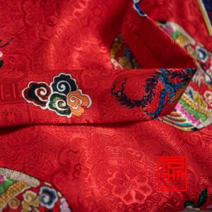 Bộ áo Nhật Bình nữ – đỏ đậm, chất liệu gấm thêu hoa văn phượng ổ 3 ao Nhat Binh nu – do dam chat lieu gam theu hoa van phuong o 6