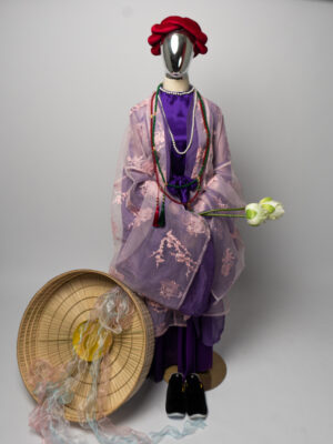 Bộ áo Đối Khâm hồng nhạt thêu cành đào – áo Giao Lĩnh tím – yếm đụp tím