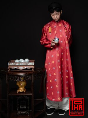 Cho thue ao Ngu Than do cam chat lieu lieu vai tafta in hinh hoa tiet Phuc Tho 2