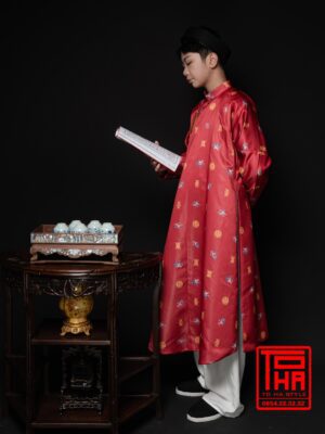 Cho thue ao Ngu Than do cam chat lieu lieu vai tafta in hinh hoa tiet Phuc Tho 3