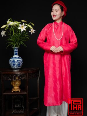 Cho thue ao Ngu Than hong canh sen chat lieu gam hoa tiet hoa mau don det chim 4