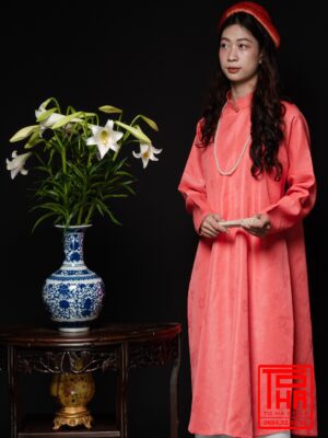 Cho thue ao Ngu Than hong dao chat lieu gam hoa tiet hoa nhi det chim 4