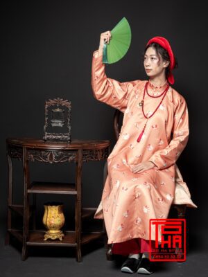 Cho thuê áo Ngũ Thân nữ - Cam phấn, chất liệu vải tafta in họa tiết hoa xuân cách điệu