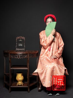 Cho thue ao Ngu Than nu Cam phan chat lieu vai tafta in hoa tiet hoa xuan cach dieu 3