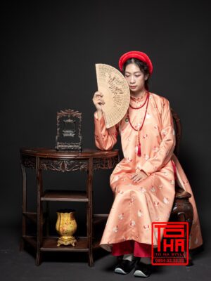 Cho thue ao Ngu Than nu Cam phan chat lieu vai tafta in hoa tiet hoa xuan cach dieu 4