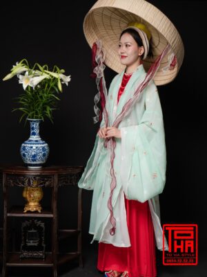 Cho thuê bộ áo Đối Khâm xanh ngọc thêu hoa – áo Giao Lĩnh đỏ – yếm đụp đỏ