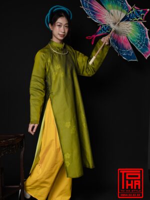 Cho thue bo ao Ngu Than Nu Xanh reu co dien chat lieu gam theu hoa mai 3