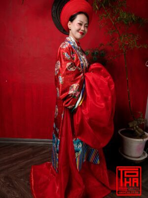 Cho thue bo ao Nhat Binh Nu do tuoi chat lieu gam theu hoa tiet phuong va hoa dao 7