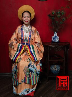 Cho thuê bộ áo Nhật Bình - cam đào, chất liệu gấm thêu họa tiết ổ phượng