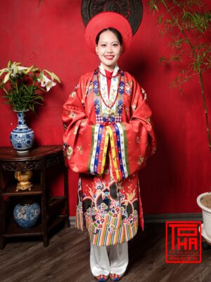 Cho thue bo ao Nhat Binh nu Do tuoi chat vai tafta in hoa tiet o phuong 7