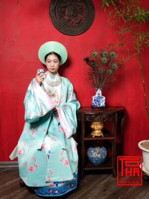 Cho thue bo ao Nhat Binh nu xanh ngoc vai tafta in hoa tiet hoa dao 5